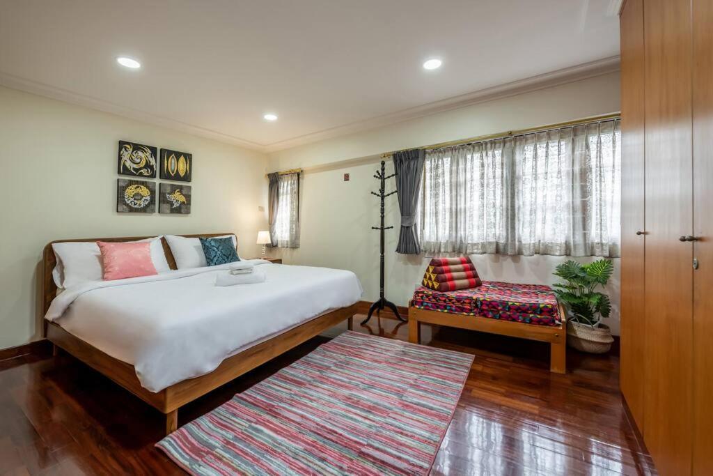 At Nana-5Bed, City Center, Nana Bts, Mbk, Central World, Siam Bangkok Bagian luar foto