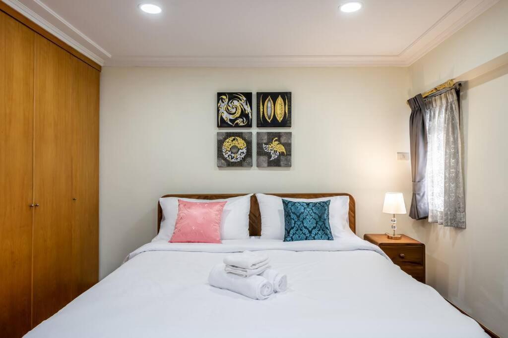 At Nana-5Bed, City Center, Nana Bts, Mbk, Central World, Siam Bangkok Bagian luar foto