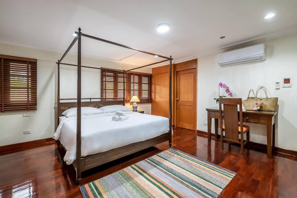 At Nana-5Bed, City Center, Nana Bts, Mbk, Central World, Siam Bangkok Bagian luar foto
